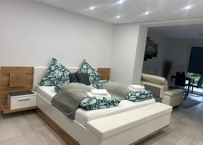 Lenti Duesseldorfer Apartment\'S